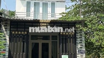 👉 Nhà nguyên căn 2 phòng ngủ cho thuê lâu dài, giá 5 triệu/tháng
