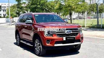 Ford Everest Titanium 2023