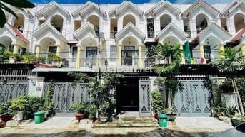 NHÀ PHỐ TL19. GẦN CHỢ CẦU ĐỒNG. TRỆT 2 LẦU 3PN 4WC. NỘI THẤT