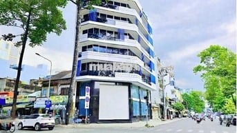 Tòa nhà mới xây góc 2 MT Nguyễn Chí Thanh góc Nguyễn Kim Quận 10.