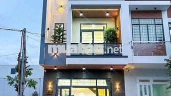 Bán nhà mới đẹp full nội thất cao cấp đường D6 KDC Hồng Loan