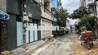 Cho thuê nhà mt  mới xây ở quận tân phú Gần Aoen.