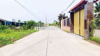 Đất thổ+lúa dt 1035m giá 1ty599 mặt tiền Nguyễn Văn Vịnh tân trụ L.A