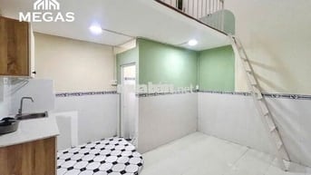 Phòng gác cao 2m- diện tích 30m2- Ngay đường Đặng Văn Bi, Ga Bình Thái