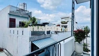 Nhà 3 tầng 4 phòng ngủ hẻm ô tô thông Phạm Văn Chiêu Phường 13 Gò Vấp
