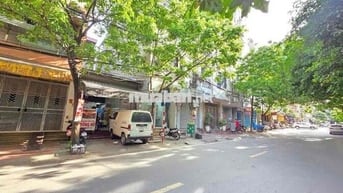 Mặt Phố Văn Quán64m mt4m,xe buýt chạy qua hàng ngày,vỉa hè KD đắc địa