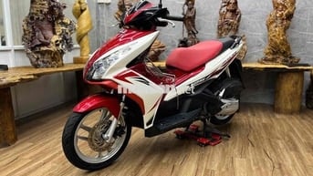 👉Airblade 125Fi chính chủ biển SG máy móc zin êm
