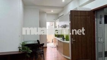 Cần bán gấp căn hộ tầng 10 chung cư VP5 Bán Đảo Linh Đàm 2PN