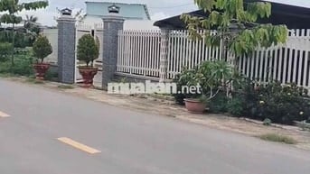 Bán nhà mặt tiền DT.877 ngay cụm công nghiệp Bình Ninh