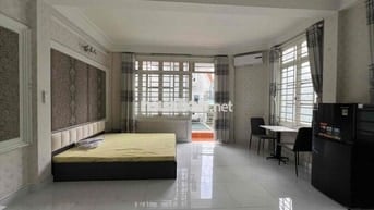 Cho thuê studio căn hộ bancong gần Lotte Quận 7
