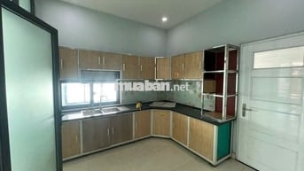 Giáp Q7 Phòng 50m2 ( 2PN - 2WC - 1Phòng Bếp ) Giá 5,5tr / Tháng .