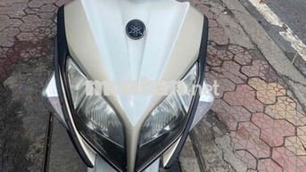 Xe novo 4 trắng đầu zin