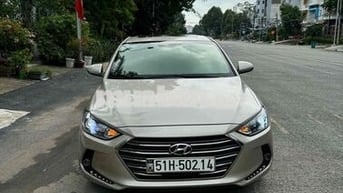 Hyundai Elantra 2019 1.6AT - 80000 km