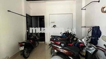Cho thuê nhà nguyên căn Bàu Cát 8 trệt 3 lầu