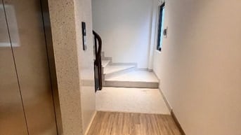 CC cần bán nhà riêng tại Tư Đình, 45m2, 8 tầng thang máy. Giá 