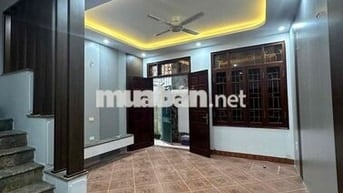 Nhà nguyên căn 42m2, 3pn + 4nvs 358 Bùi xương trạch