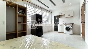 KHAI TRƯƠNG CỬA SỔ LỚN MÁY GIẶT RIÊNG Ở BÌNH THẠNH NGAY CẠNH PHÚ NHUẬN