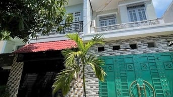 BÁN NHÀ 3 TẦNG ĐÚC HẺM XE HƠI NGUYỄN VĂN QUÁ Q12 GIÁ RẺ 5,2 TỶ