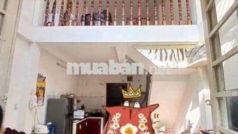 Nhà gần chợ Bình Thành.2 phòng kín.1 phòng hở