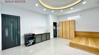 CHO THUÊ PHÒNG SIÊU RỘNG MỚI 100% THANG MÁY DI CHUYỂN TẬN PHÒNG ĐÂY