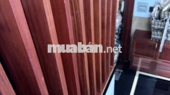 Nhà Trung tâm tân bình đối diện chợ tân bình