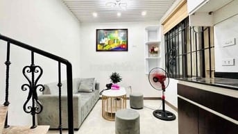Bán nhà Hồng Mai - Nhà đẹp gần ô tô - 5 tầng. Giá: 1,95 tỷ