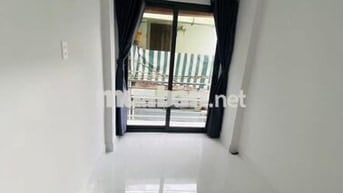 TÀI CHÍNH 1.980T- SHR- HẺM THÔNG 2M- 1T2L BTCT-2 PN-2 WC - CMT8 - Q.3