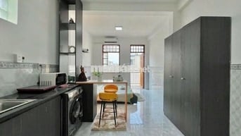 Căn Hộ Ban Công, Full Nội Thất - Gần CV Hoàng Văn Thụ, Giáp Phú Nhuận