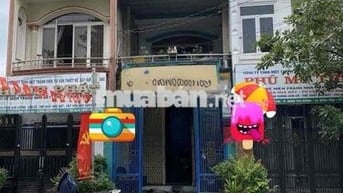 cho thuê nhà hẻm xe hơi đường tân hoà đông