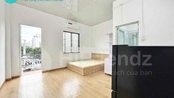 PHÒNG BAN CÔNG FULL NỘI THẤT - GẦN ĐỒNG ĐEN - NGUYỄN HỒNG ĐÀO