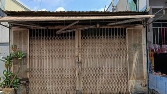 BÀN NHÀ MẶT TIỀN CƯ XÁ PHÚ LÂM B Q6 (4,2X26) CẤP 4. CHỈ 15 TỶ