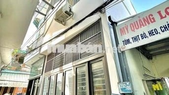 Bán nhà 4 tầng Trưng nữ vương cách đường 25m mở spa hợp lý