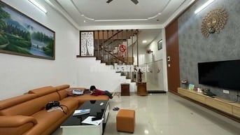 CHO THUÊ NHÀ 2 TẦNG MT BÀU NĂNG , 3ON , CÓ NỘI THẤT