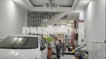 Nhà Đẹp Nhất 4 Tầng — P10 Tân Bình Gần Âu Cơ Thái Thị Nhạn(4m x 16m)