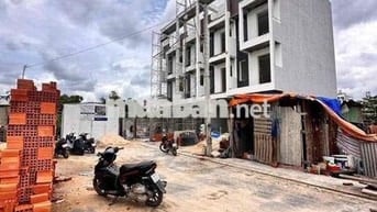 chính chủ bán đất An Phú đông quận 12 TPHCM dt 84 m giá 4ty200
