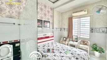 STUDIO SIÊU XINH ĐẦY ĐỦ NỘI THẤT +  CỬA SỔ TRỜI + MÁY LẠNH
