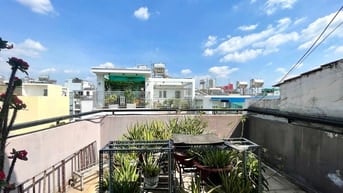 BÁN NHÀ XÂY 5 TẦNG - HOÀNG HOA THÁM ( 10.5 TỶ )