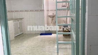 PHÒNG TRỐNG CÓ GÁC 2TR3 CÓ MÁY LẠNH, MÁY NƯỚC NÓNG, NỘI THẤT CƠ BẢN