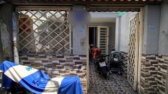 Hẻm CMT8,ngang 4m,Nở Hậu 8m,Thông ra Hoà Hưng,Cao Thắng gần siêu thị