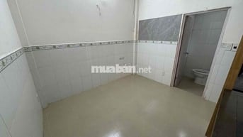 Hẻm 30 Lâm Văn Bên, 2tr8 máy lạnh mới