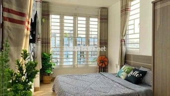 CHDV NGAY TRUNG TÂM Q3- THANG MÁY - CỬA SỔ-RỘNG RÃI THOÁNG MÁT