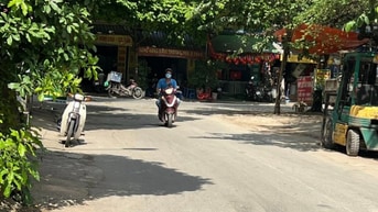 BÁN NHÀ HÀ ĐÔNG 50m , 4T , MT 4m - VỈA HÈ - Ô TÔ - KINH DOANH