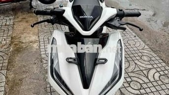 ❎❎ Vario 125 trắng đen 2021 xe đẹp có trả góp