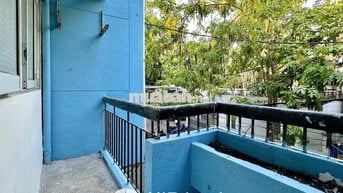 ĐẦU THÁNG TRỐNG LẠI PHÒNG CỬA SỔ - BAN CÔNG CHUNG NGAY GẦN TRUNG TÂM