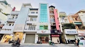 Cho thuê nhà mặt tiền Võ Văn Tần - Q3 5x18m giá 35tr