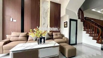 NHÀ NGÕ PHẠM VĂN ĐỒNG 43m x3 tầng nhỉnh 7 tỷ