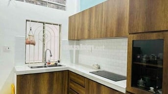 Nhà mặt tiền khu Tên Lửa, 3PN, 3WC, xe hơi trong nhà, nội thất cao cấp
