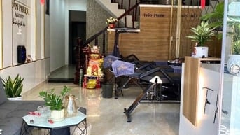 Bán nhà đẹp 2 tầng MT Nguyễn Đức Cảnh, gần Trần Phú, Hải Châu 5.85 tỷ