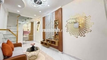 2tầng Khu Ẩm Thực Phan Xích Long P.Cầu Kiệu Q. Phú Nhuận 5,68tỷ còn TL