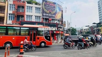 Bán Nhà Mặt Tiền : 688A Âu Cơ P. Tân Thành Q.Tân Phú 110m2 5.25 x 20.5